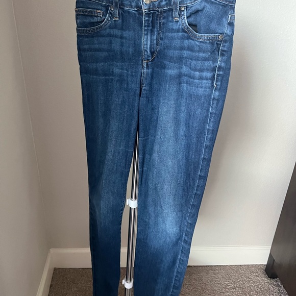 Joe Jeans - Picture 1 of 10